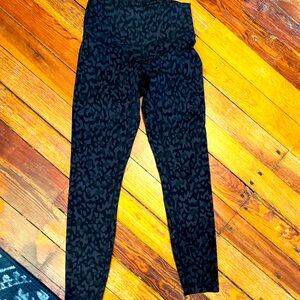 Lululemon align pant size 8 camo cheetah print